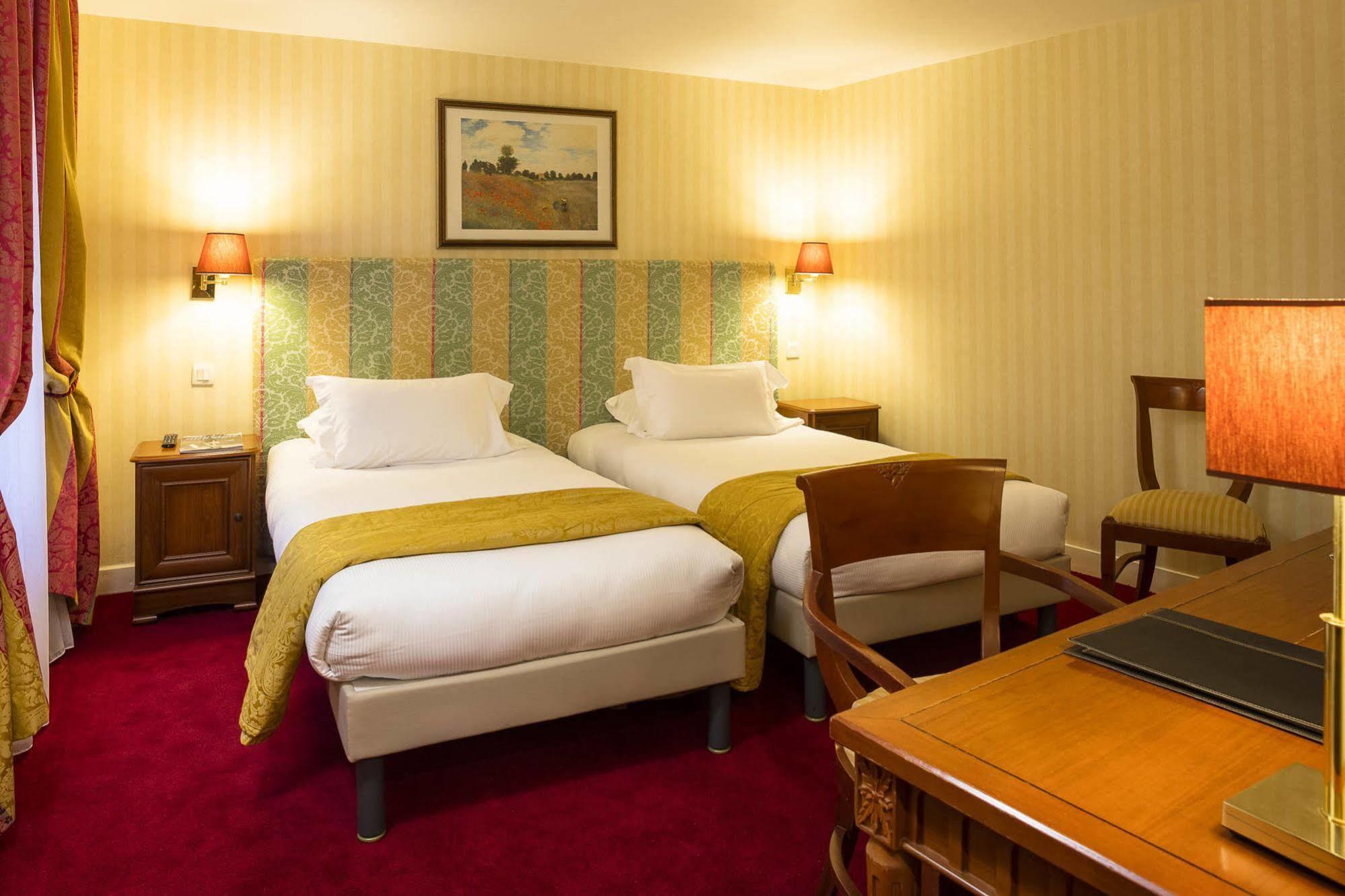 Hotel Imperial Paris Exterior photo